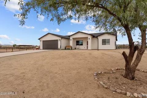 28311 N 253rd Dr, Wittmann, AZ 85361