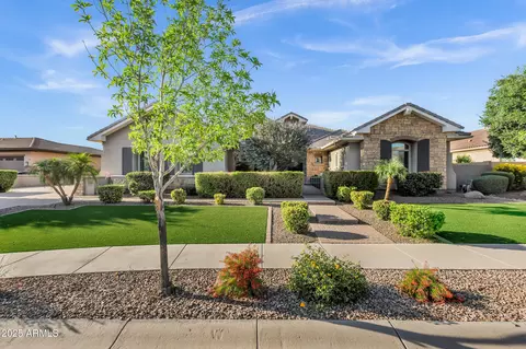 2094 E Aris Dr, Gilbert, AZ 85298 photo 2