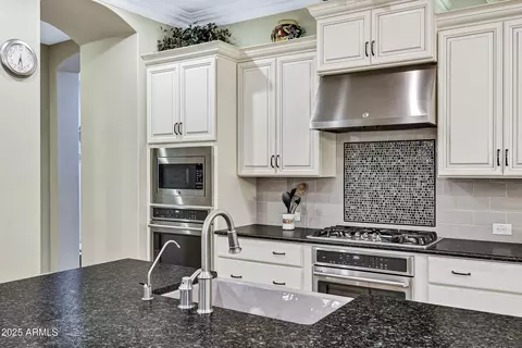 2094 E Aris Dr, Gilbert, AZ 85298 photo 12