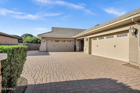 2094 E Aris Dr, Gilbert, AZ 85298 photo 7