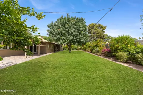 143 E Winter Dr, Phoenix, AZ 85020 photo 34