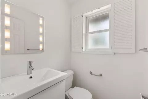 143 E Winter Dr, Phoenix, AZ 85020 photo 20