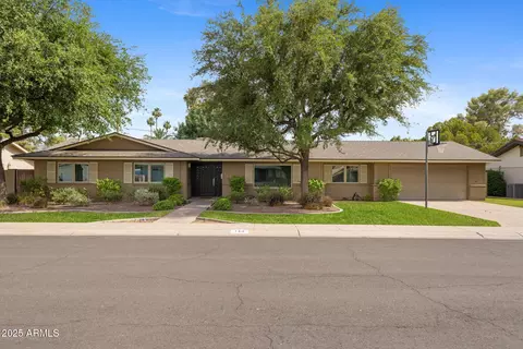 143 E Winter Dr, Phoenix, AZ 85020