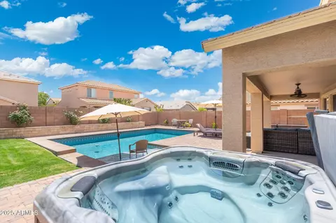 Exterior - 2185 E Gillcrest Rd, Gilbert, AZ 85298 photo 7 of 8