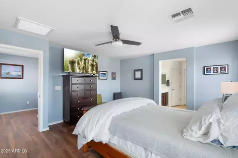 Bedroom - 2185 E Gillcrest Rd, Gilbert, AZ 85298 photo 7 of 10