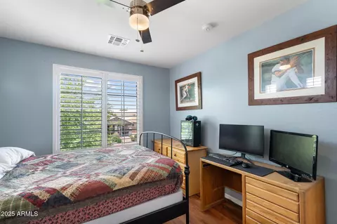 Bedroom - 2185 E Gillcrest Rd, Gilbert, AZ 85298 photo 6 of 10