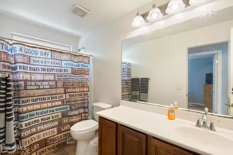 Bath - 2185 E Gillcrest Rd, Gilbert, AZ 85298 photo 2 of 2