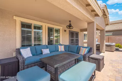 Exterior - 2185 E Gillcrest Rd, Gilbert, AZ 85298 photo 2 of 8