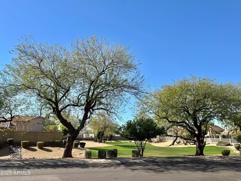 4446 E Woodridge Dr, Phoenix, AZ 85032 photo 15