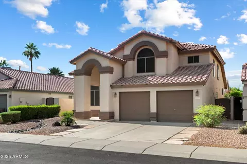 4446 E Woodridge Dr, Phoenix, AZ 85032