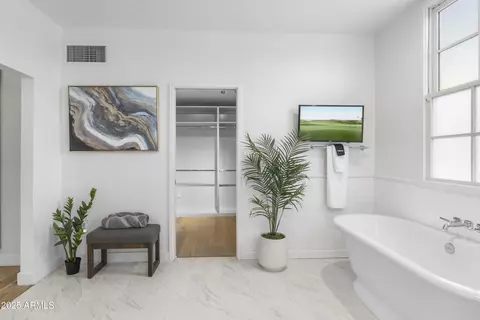 4824 E Hummingbird Ln, Paradise Valley, AZ 85253