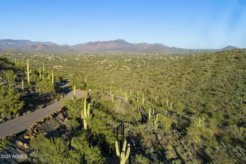 39334 N Old Stage Rd #-, Cave Creek, AZ 85331