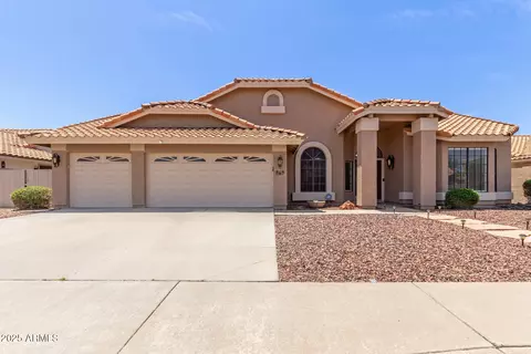 869 W Emerald Island Dr, Gilbert, AZ 85233