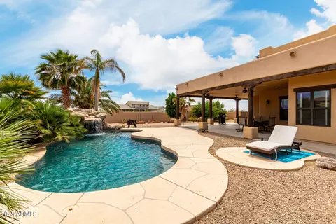 11917 W Equestrian St, Casa Grande, AZ 85194