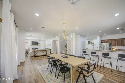 Dining - 4609 E Ironhorse Rd, Gilbert, AZ 85297 photo 4 of 5