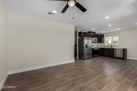 Living - 1009 S 17th Ave, Phoenix, AZ 85007 photo 2 of 4