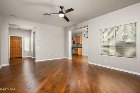 3983 E Melinda Dr, Phoenix, AZ 85050 photo 12