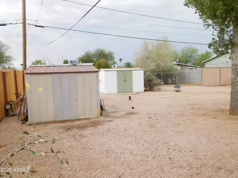 Exterior - 1019 E Granada Ave, Apache Junction, AZ 85119 photo 4 of 6