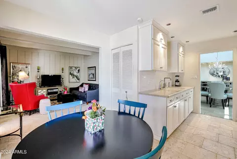 Kitchen - 361 E Palm Ln, Phoenix, AZ 85004 photo 5 of 5