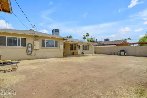 Exterior - 1719 E Dana Ave, Mesa, AZ 85204 photo 4 of 5