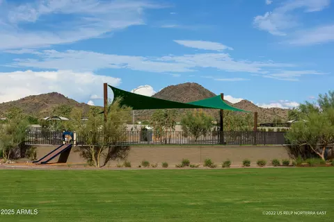 View/Area - 2014 W Rowel Rd, Phoenix, AZ 85085 photo 6 of 6