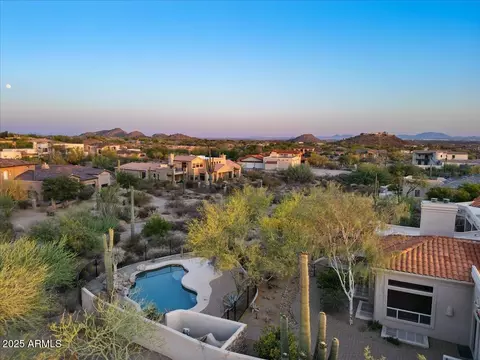 View/Area - 8540 E Mcdowell Rd #119, Mesa, AZ 85207 photo 3 of 8
