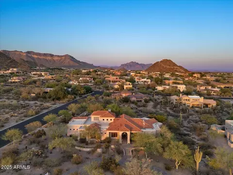 View/Area - 8540 E Mcdowell Rd #119, Mesa, AZ 85207 photo 2 of 8