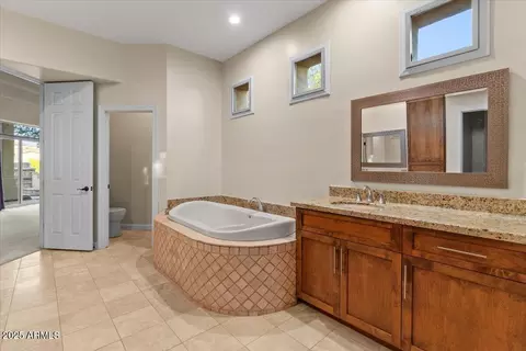 Bath - 8540 E Mcdowell Rd #119, Mesa, AZ 85207 photo 2 of 6