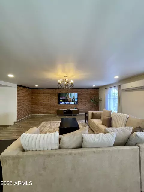 Living - 2481 N Division Ave, Douglas, AZ 85607 photo 4 of 6