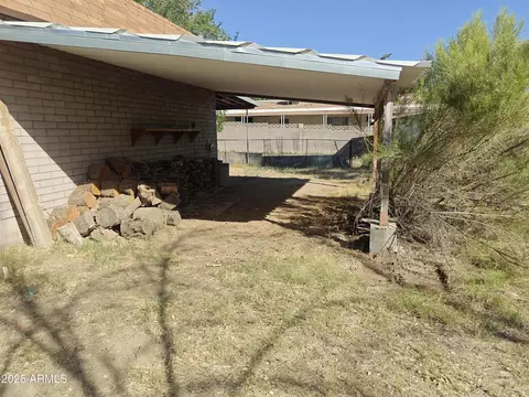 5463 E Roberts Dr, Globe, AZ 85501 photo 3