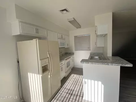 Kitchen - 4820 N 89th Ave #88, Phoenix, AZ 85037 photo 2 of 3