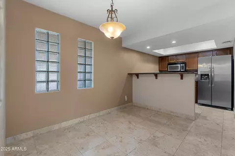 3235 E Camelback Rd #124, Phoenix, AZ 85018 photo 6
