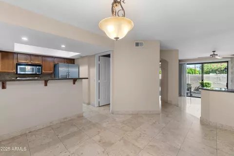 3235 E Camelback Rd #124, Phoenix, AZ 85018 photo 5