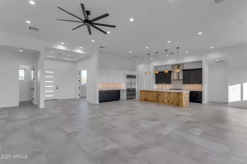 475 W Saddle Mountain Rd, Phoenix, AZ 85086 photo 5