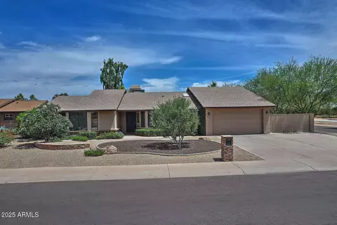 9476 E Laurel Ln, Scottsdale, AZ 85260
