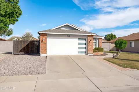 Exterior - 8828 E Des Moines St, Mesa, AZ 85207 photo 3 of 11