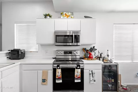 Kitchen - 8828 E Des Moines St, Mesa, AZ 85207 photo 4 of 6