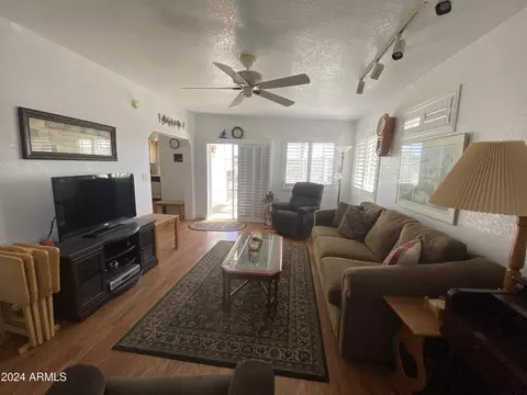 1318 W Chesapeake Dr, Apache Junction, AZ 85119 photo 5
