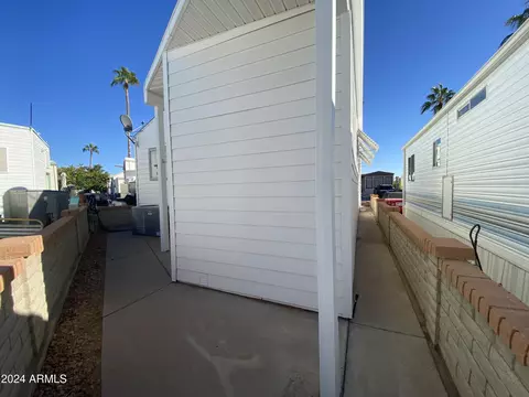 1318 W Chesapeake Dr, Apache Junction, AZ 85119 photo 24