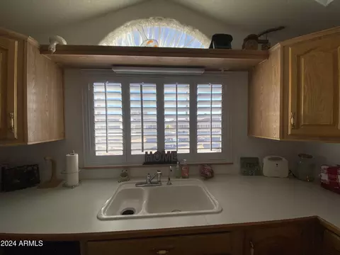 1318 W Chesapeake Dr, Apache Junction, AZ 85119 photo 9