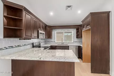 908 W Mohawk Ln, Phoenix, AZ 85027 photo 12