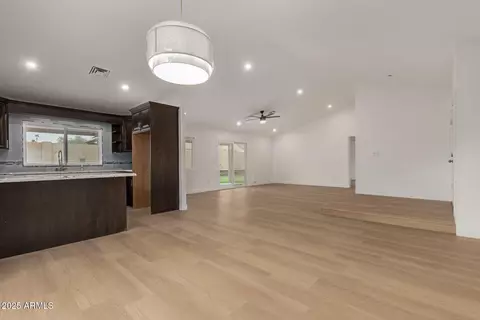 908 W Mohawk Ln, Phoenix, AZ 85027 photo 14