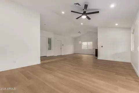 908 W Mohawk Ln, Phoenix, AZ 85027 photo 10
