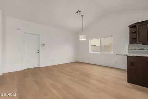 908 W Mohawk Ln, Phoenix, AZ 85027 photo 13