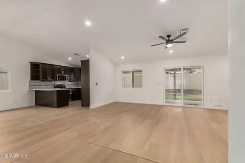 908 W Mohawk Ln, Phoenix, AZ 85027 photo 8