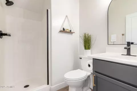 Bath - 3875 E Claxton Ave, Gilbert, AZ 85297 photo 5 of 5