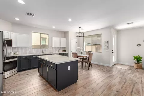 Kitchen - 3875 E Claxton Ave, Gilbert, AZ 85297 photo 1 of 7