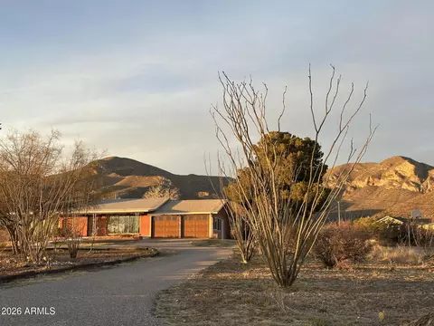 89 Pima Dr, Bisbee, AZ 85603