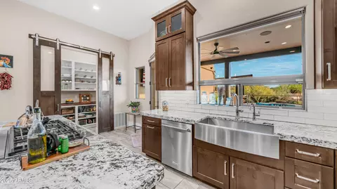 Kitchen - 1158 S Deer Run Ct, Apache Junction, AZ 85119 photo 3 of 7