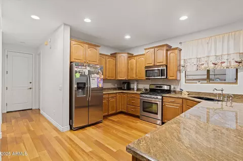 Kitchen - 13 E Foothill Dr, Phoenix, AZ 85020 photo 3 of 3